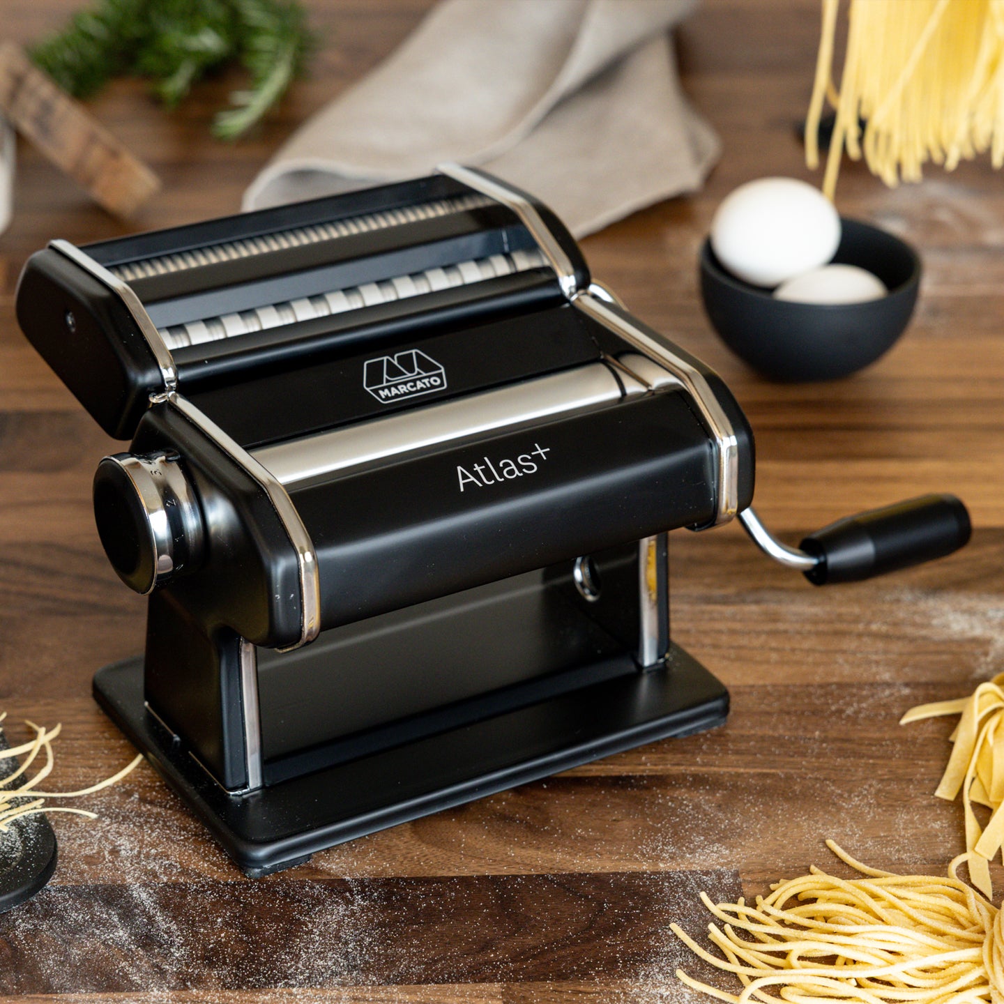 Marcato Atlas 150 Plus Pasta Maker / Black | Borough Kitchen