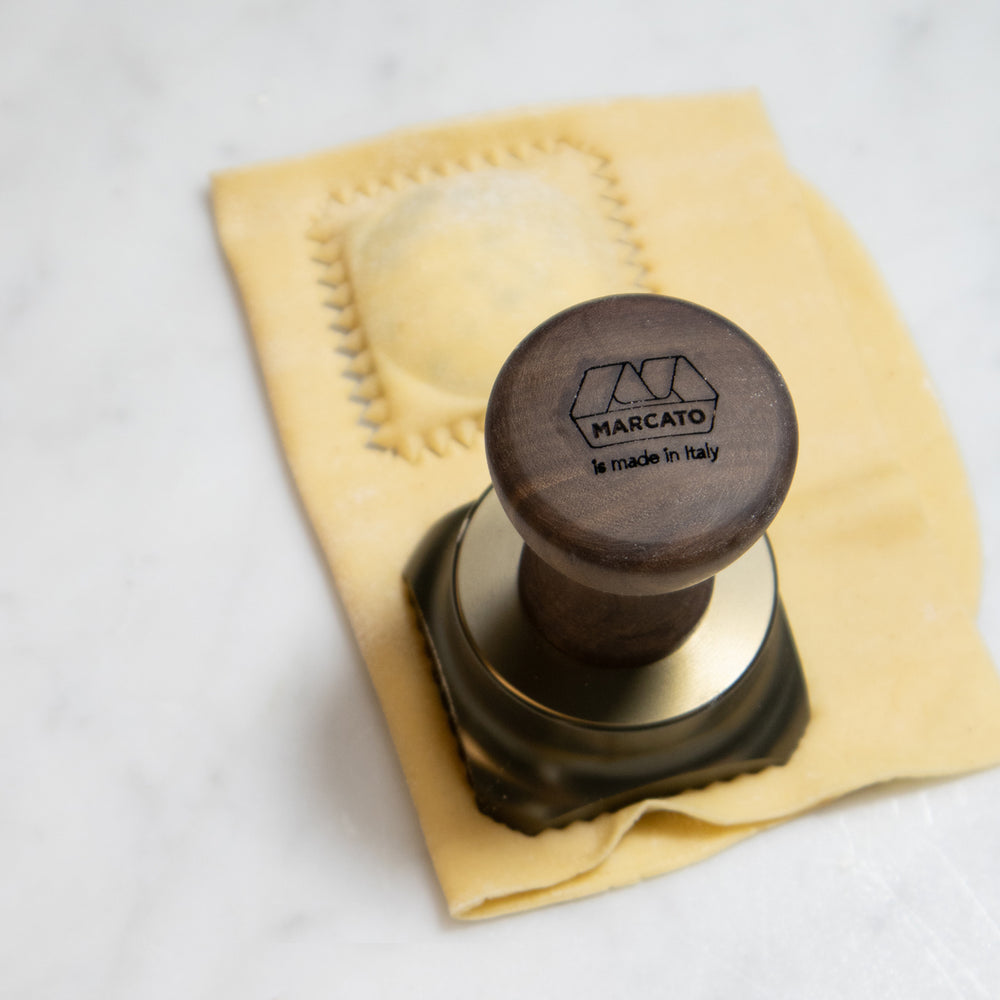 Marcato Ravioli Stamp / Square / 60mm / Walnut/Champagne