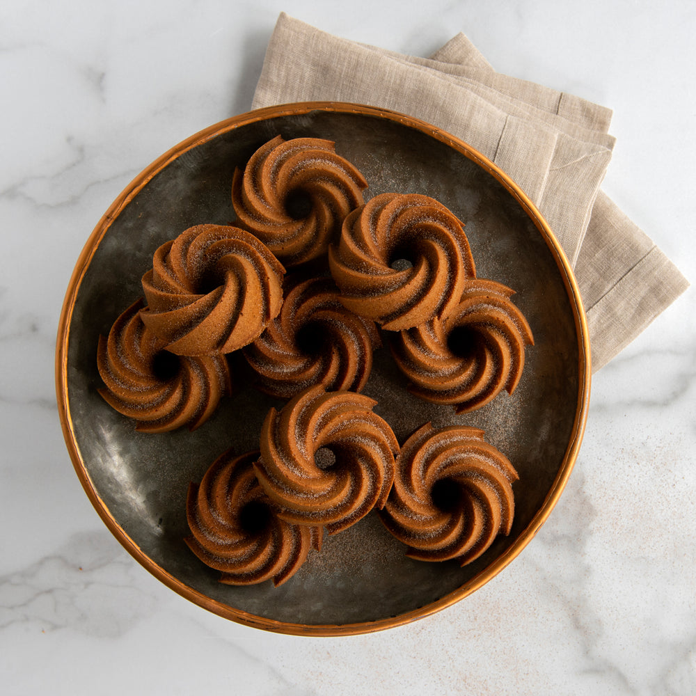 Nordic Ware Heritage Bundtlette Pan Gold