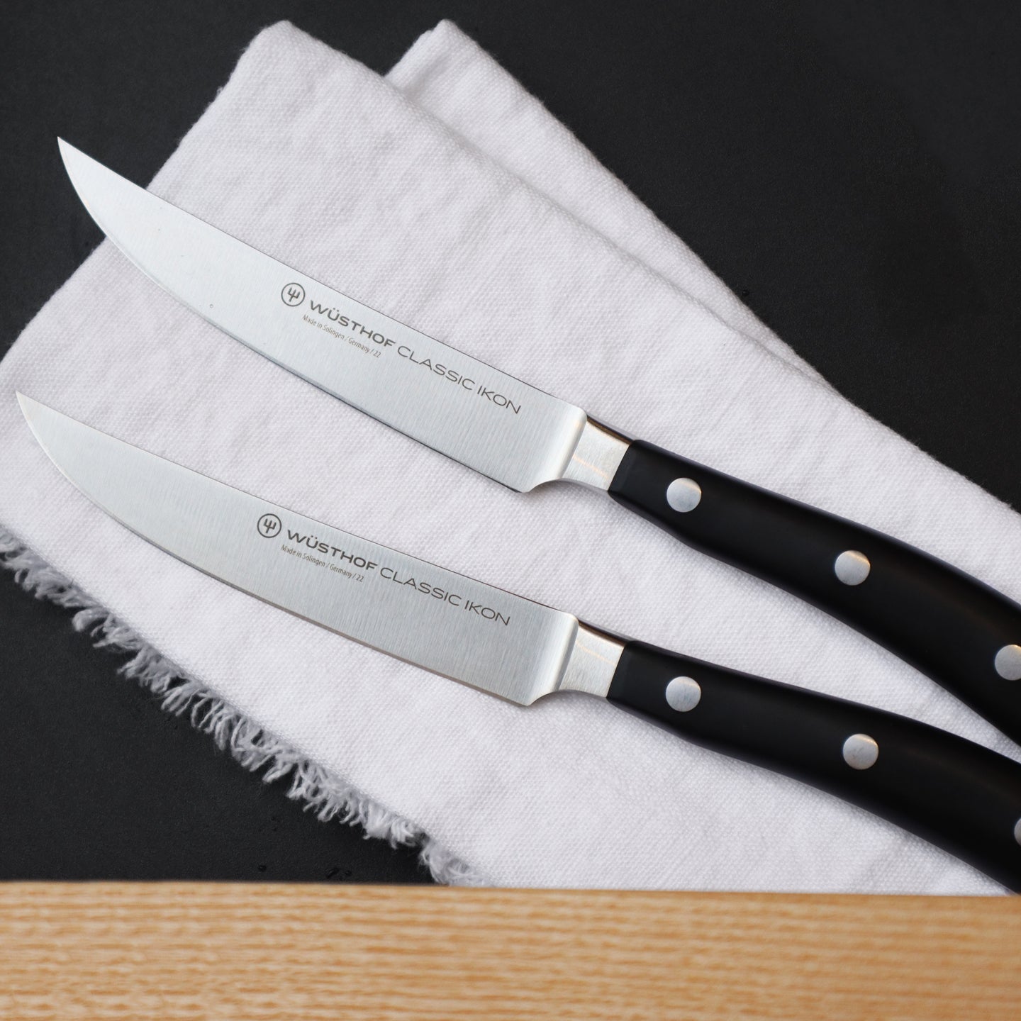 Wüsthof Classic Ikon 4-Piece Steak Knife Set with Black Box +