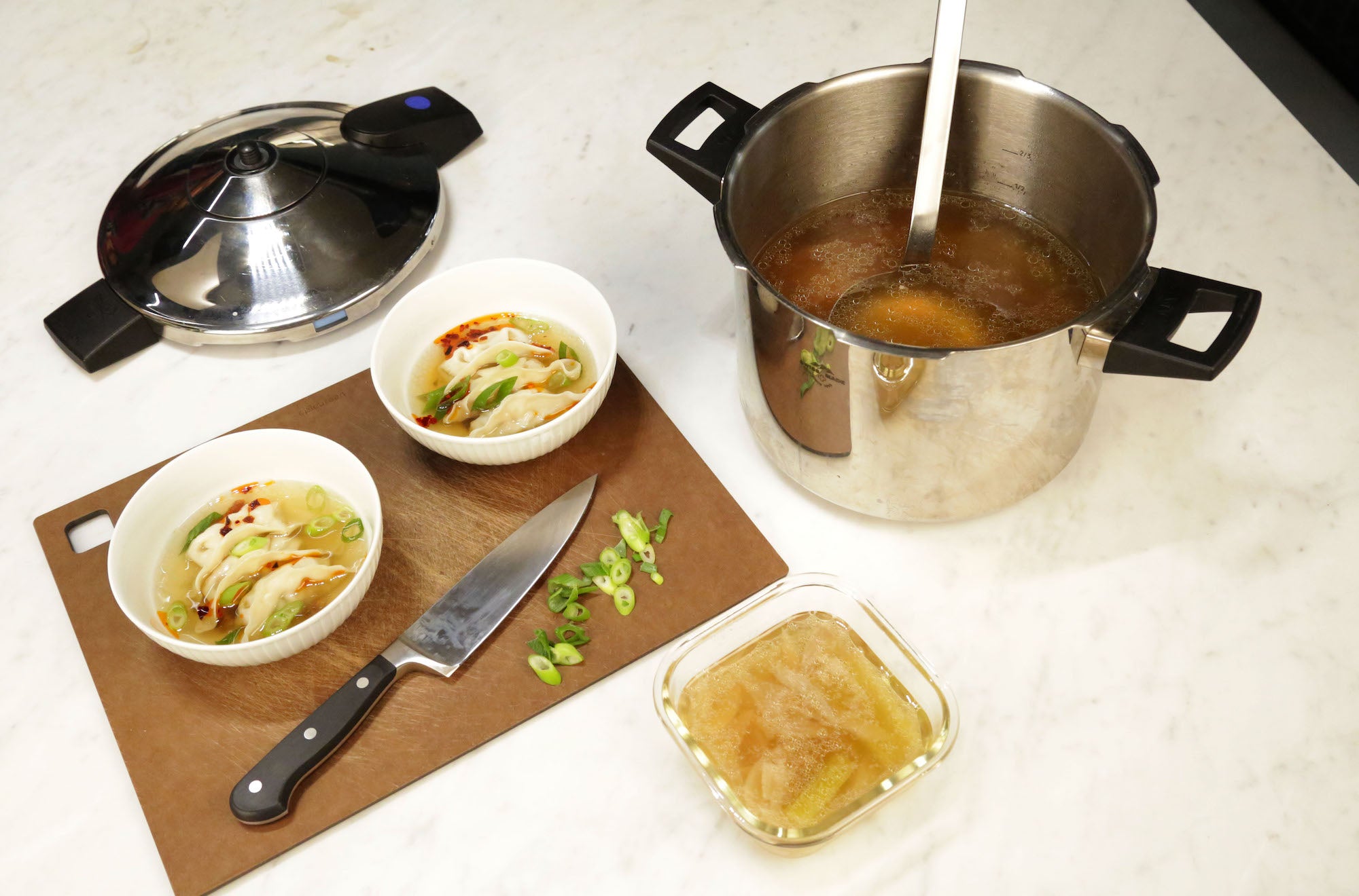 Carla's 45-Minute White Chicken Stock