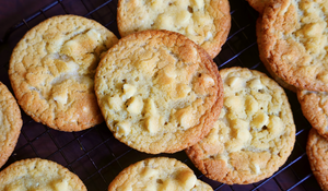 Vegan (& Gluten-Free) White Chocolate Chip Cookies