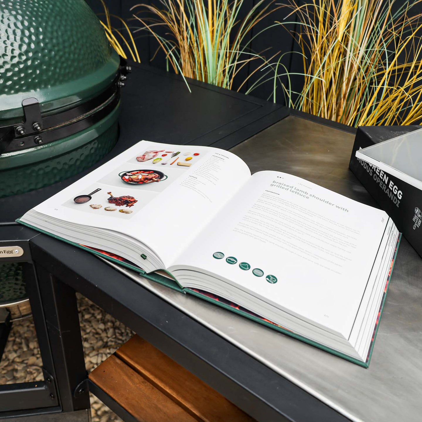洋書 MODUS OPERANDI by Stephen Hobbs Big Green Egg Modus Operandi Cookbook | Borough Kitchen