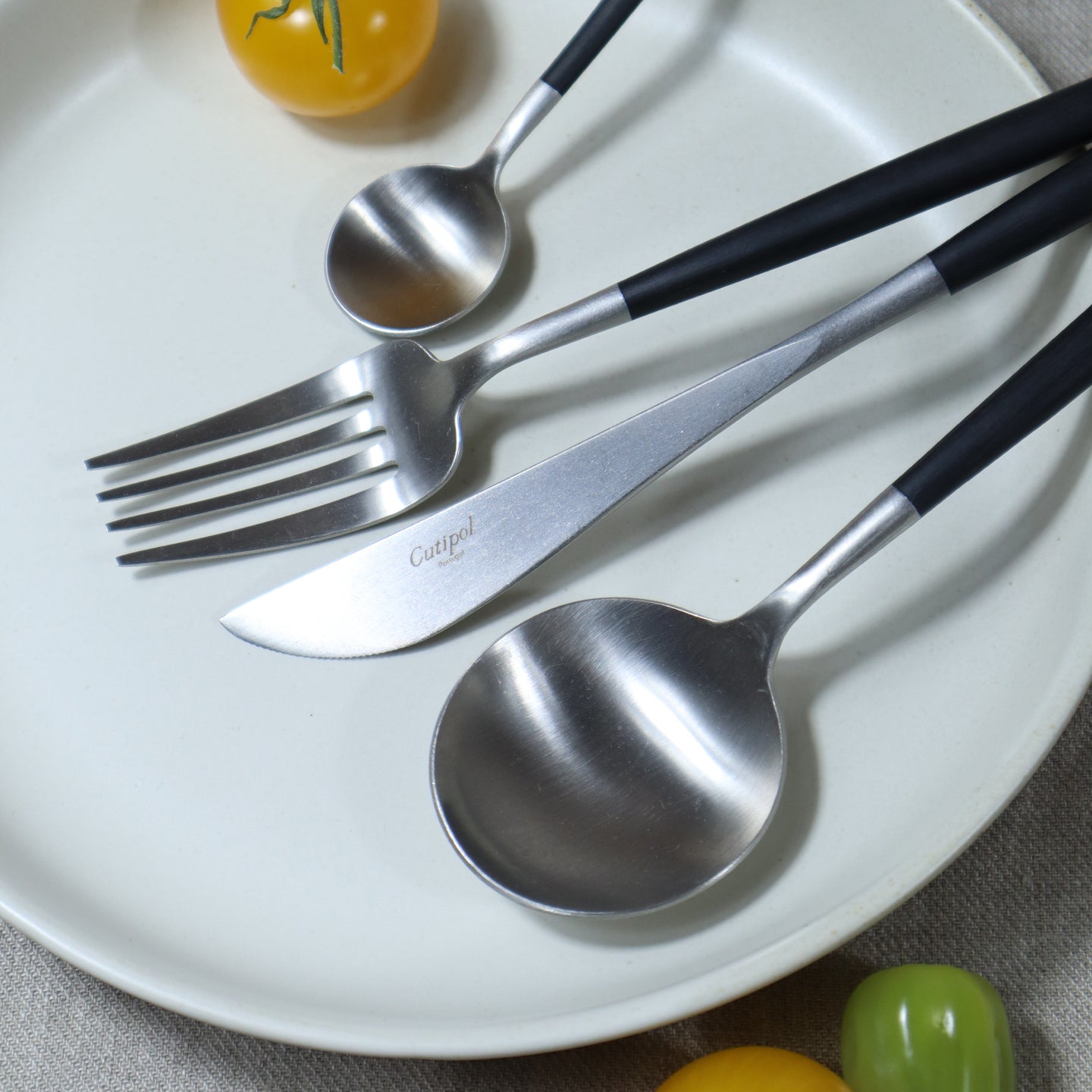 Cutipol Goa 75 Piece Cutlery Set / Black & Stainless Steel