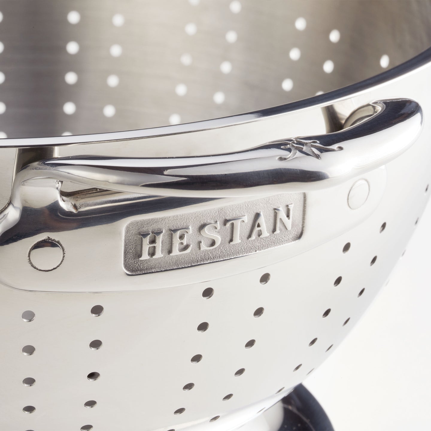 Hestan Provisions Colander