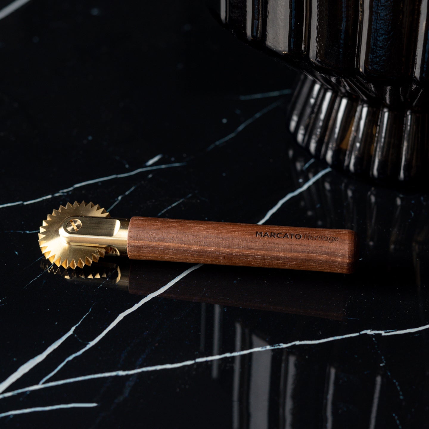 Taglierino KELI A Rotella 18 Mm Con Lama SK2 - Multiuso Con Cacciavite E Apribento, Soft Touch - 2