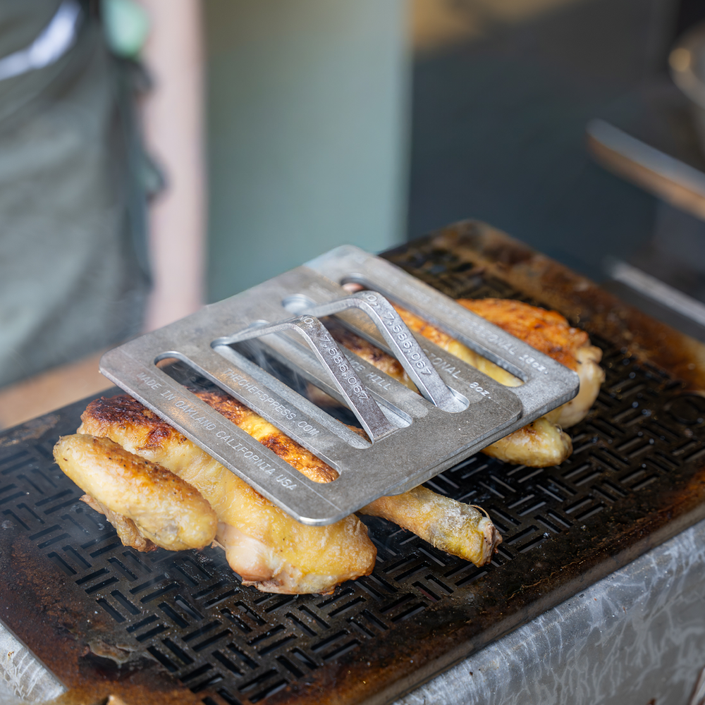fish cooking accessories Provisions Oval Pan Hestan Culinary Denser and Stronger grill grate can perfectly sized to provide even heat distribution while preventing small pieces of foods from falling through grid gap Fish & Seafood Tools |