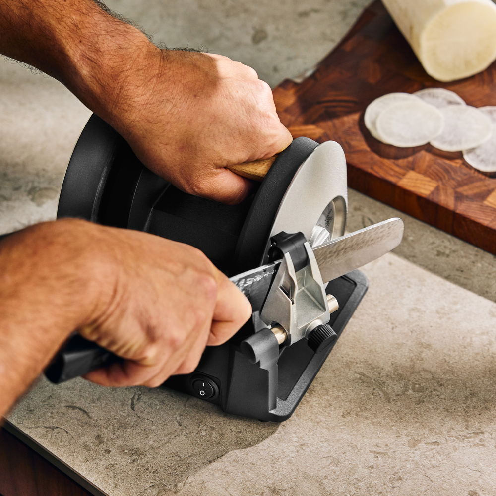 Tormek T-1 Kitchen Knife Sharpener / Carbon Black