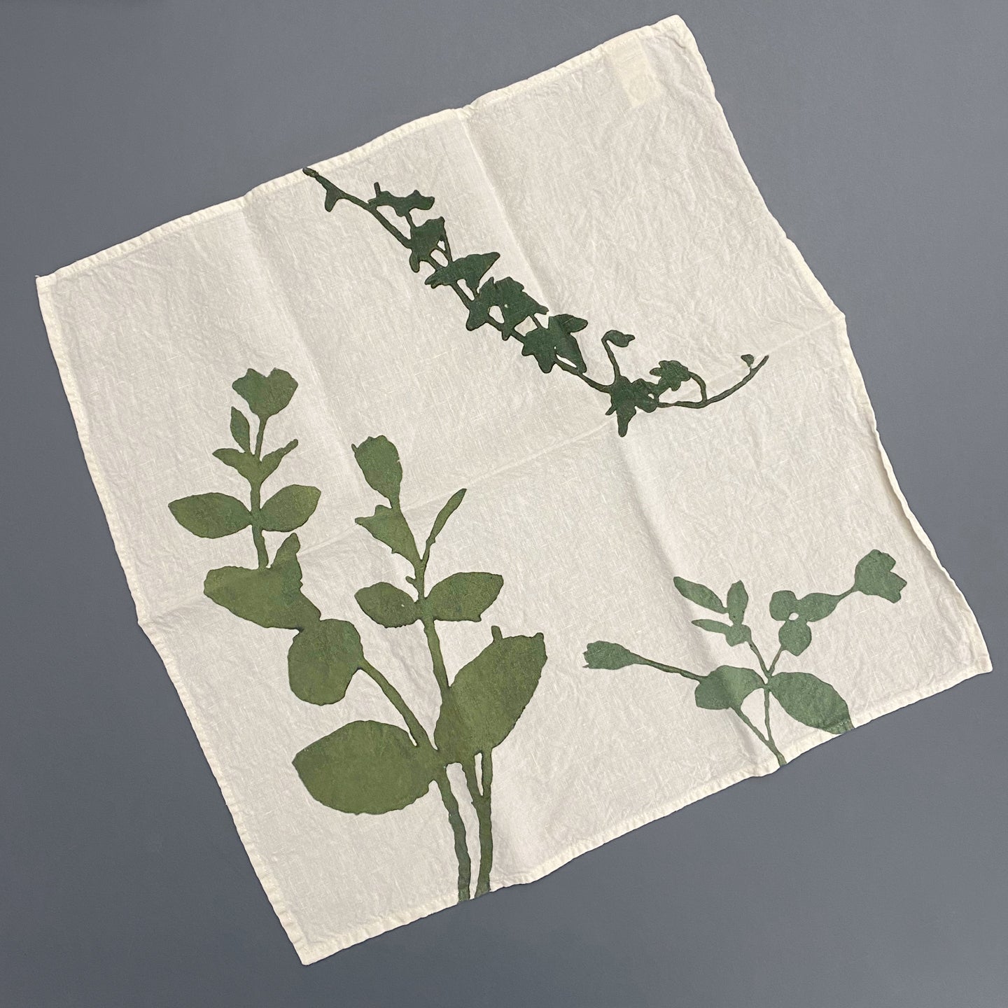 Bertozzi Handmade Crumpled Linen Two-Tone Kitchen Towel in Leaf Cuoio