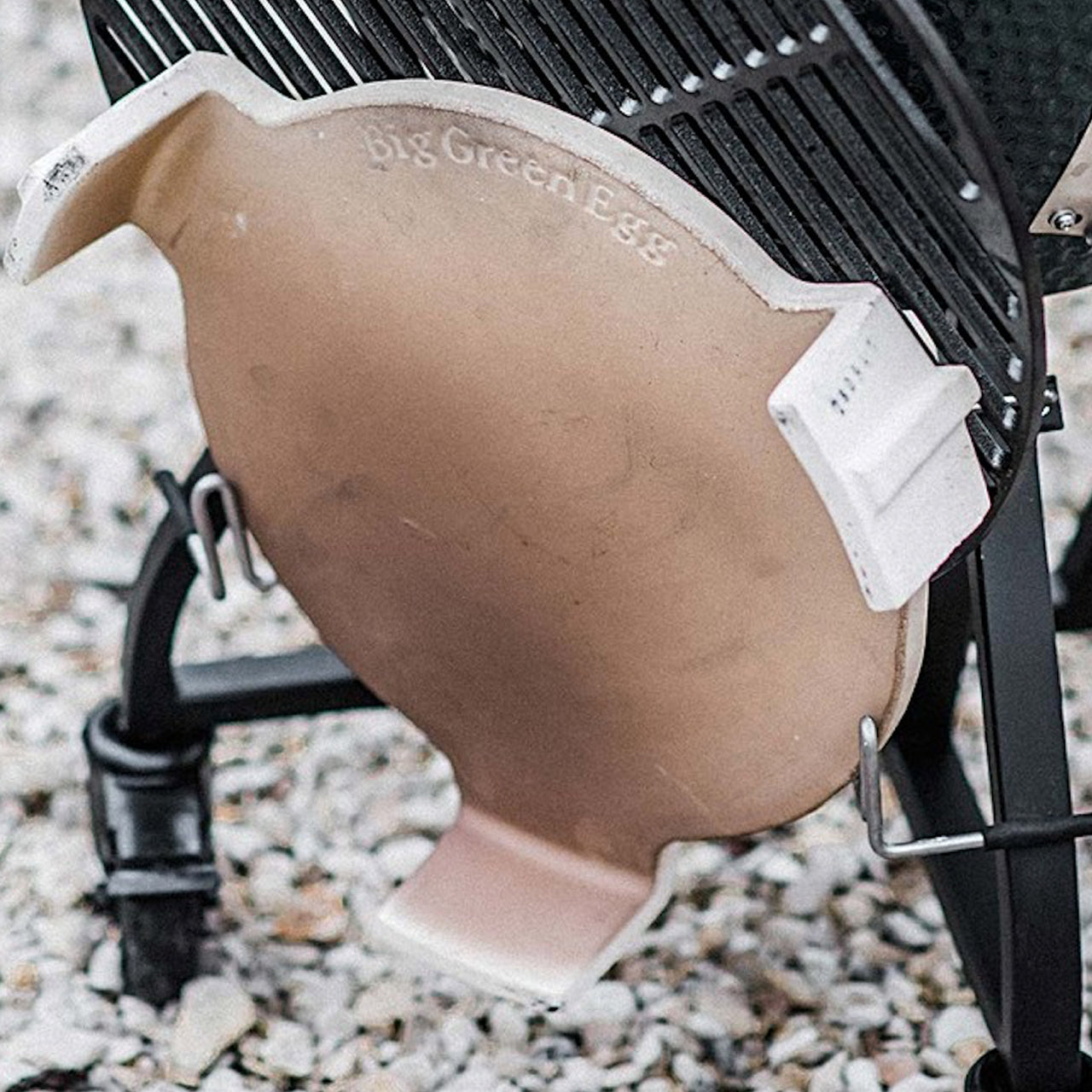 Big Green Egg ConvEGGtor (Plate Setter) – Borough Kitchen