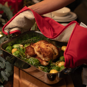 Borough Kitchen Double Oven Glove / Red