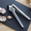 Dreamfarm Garject Garlic Press / Black