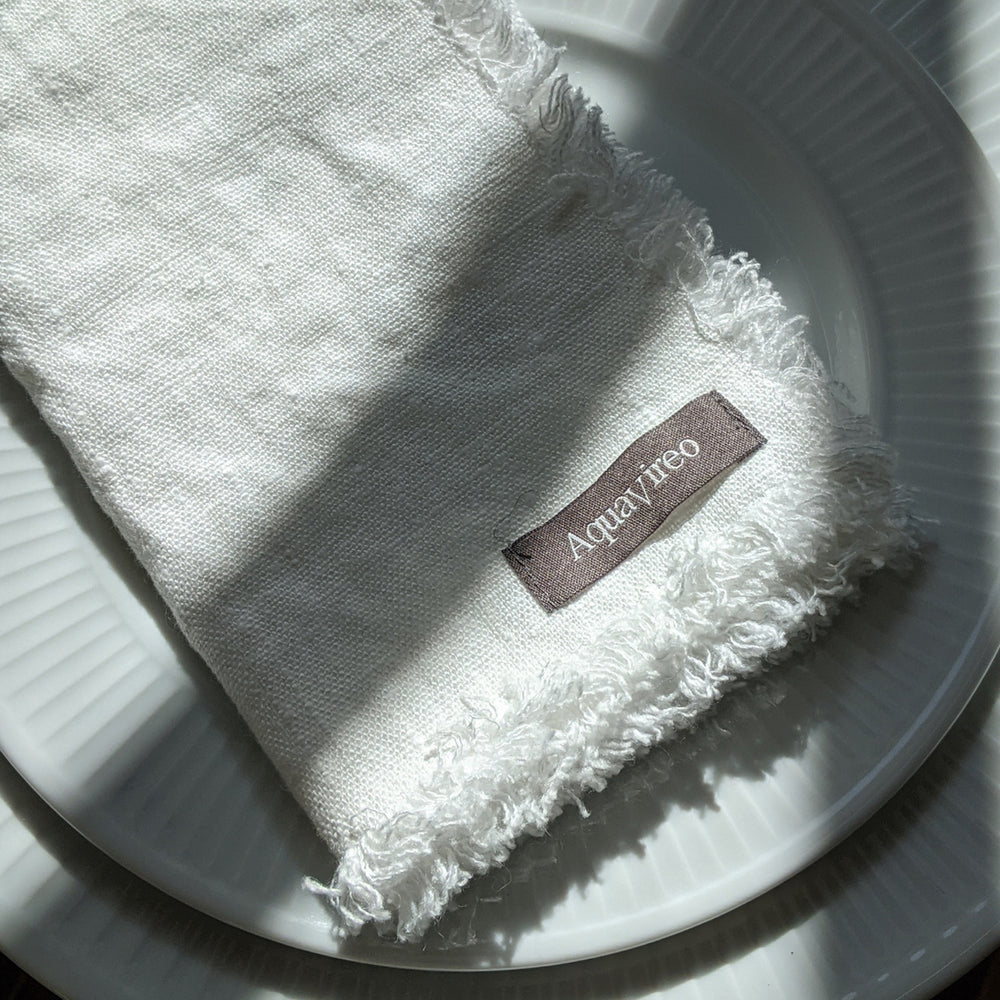 Fringed Linen Napkins / Pack of 4 / 47x47cm / White