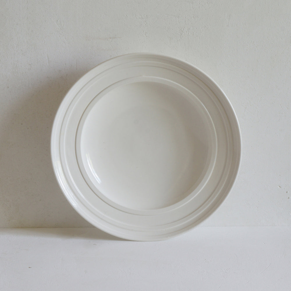 John Julian Classical Porcelain Impressed Line Shallow Bowl / 25cm *