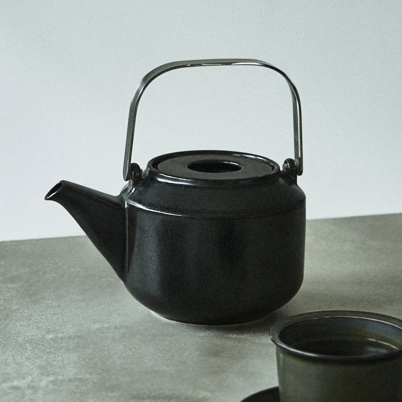 Kinto LT Teapot / 600ml / Black *