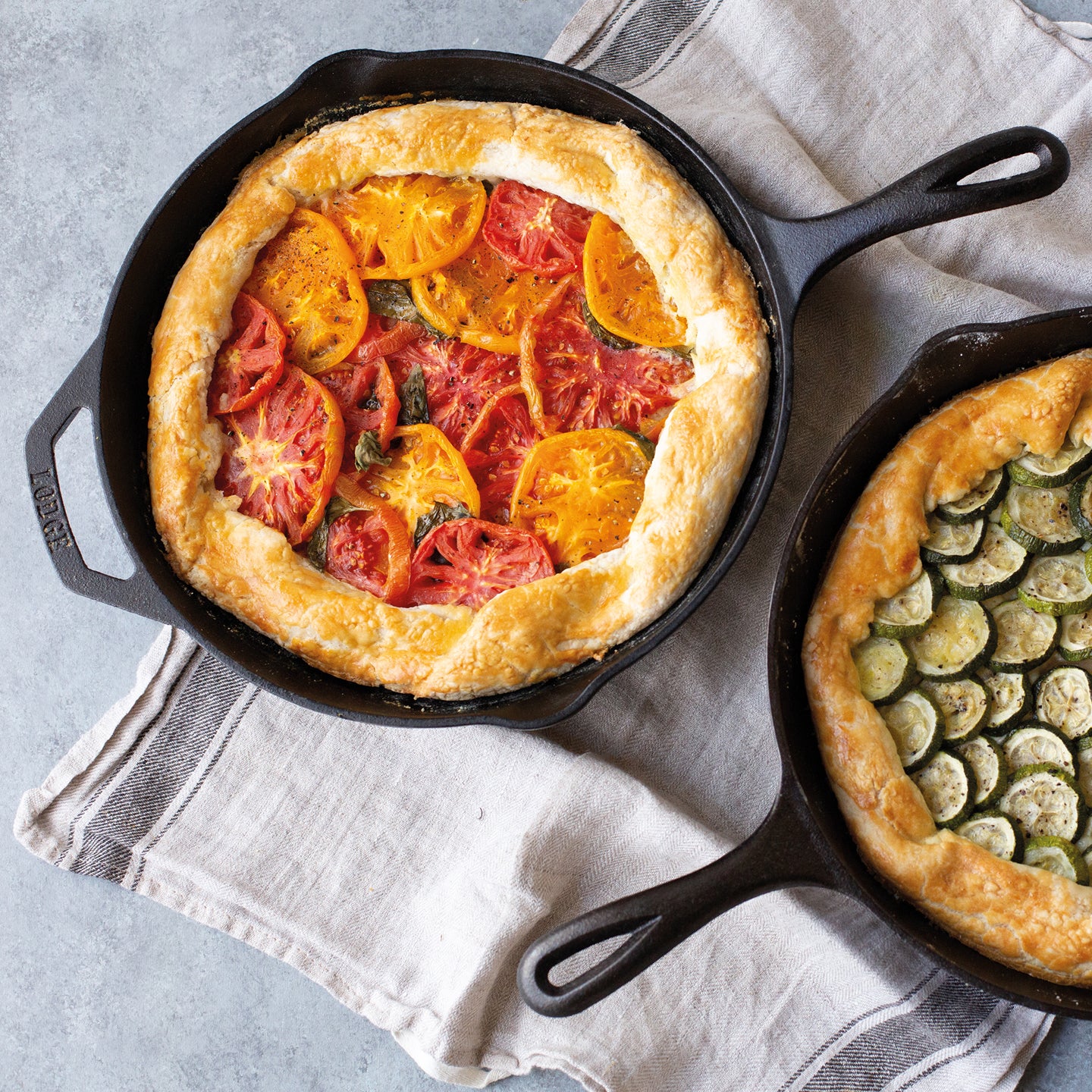 thumbnail image 2 of LODGE Chef Collection 10 Inch Cast Iron Skillet - BBQ World Malta 2 of 10