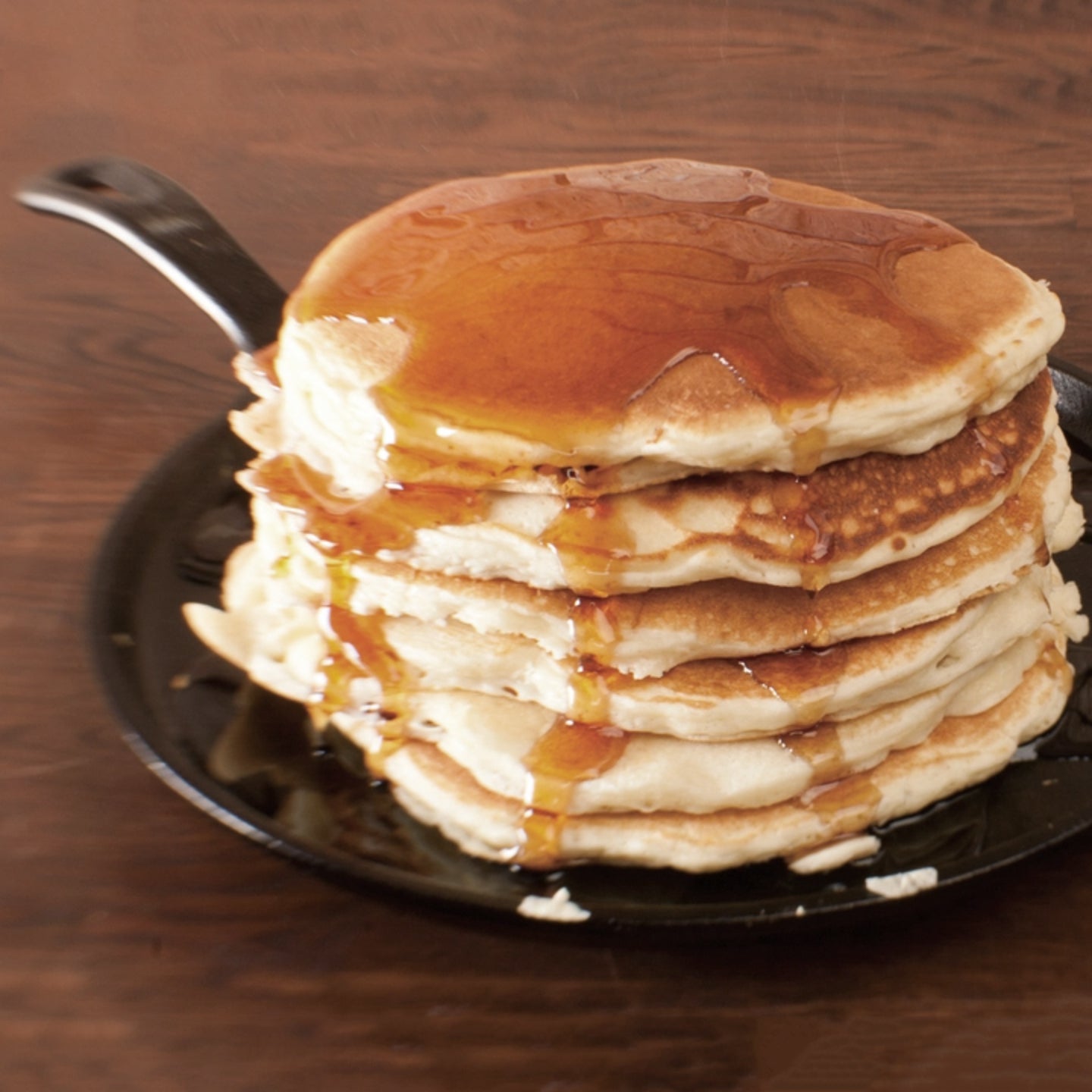 Lodge Crepe Pan Round / 26cm Borough Kitchen