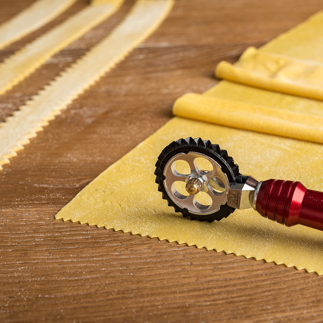 Pasta & Pastry Cutter Wheels -  (tutto pasta) – Pasta