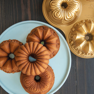 Nordic Ware Bundt Pan Quartet / Gold