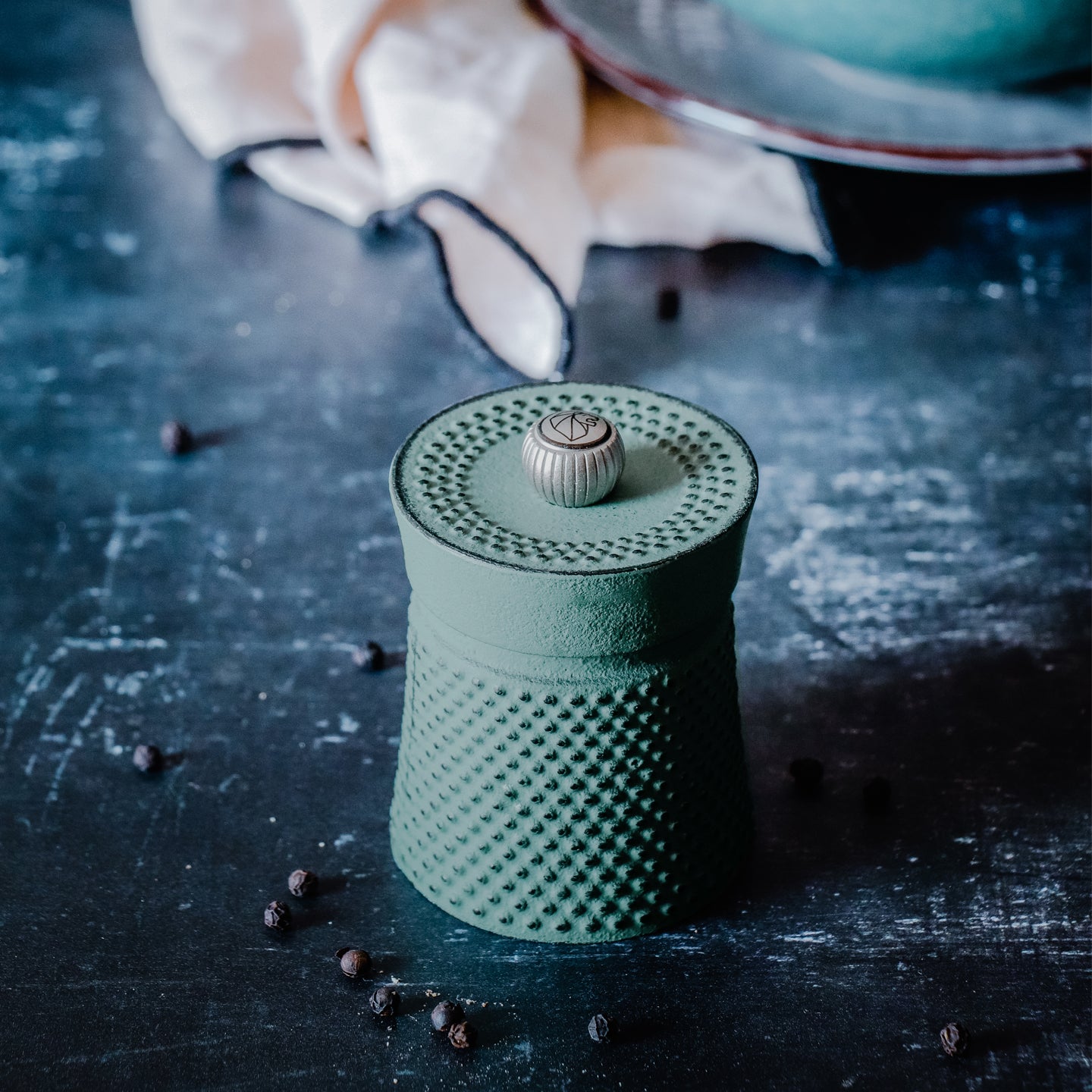 Peugeot Bali Fonte Cast Iron Pepper Mill / 8cm / Celadon Green