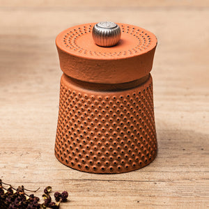 Peugeot Bali Fonte Cast Iron Pepper Mill / 8cm / Orange