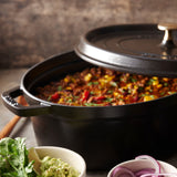 Staub Oval Cocotte / Black