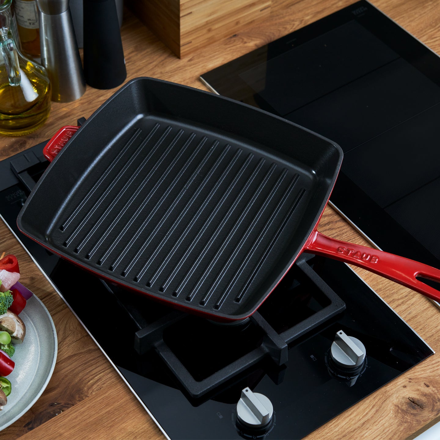 Staub Square American Grill Pan / Cherry